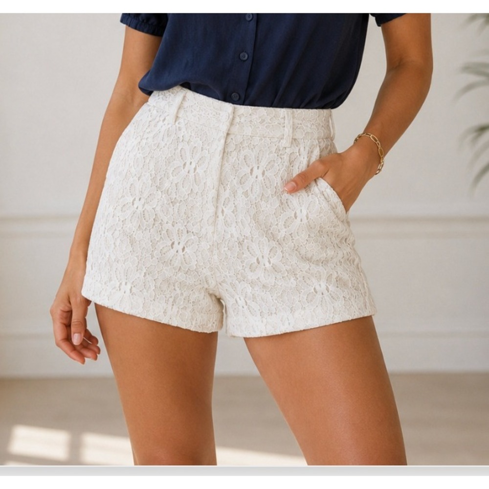 NWT Loft Boho White Cream Lace Shorts